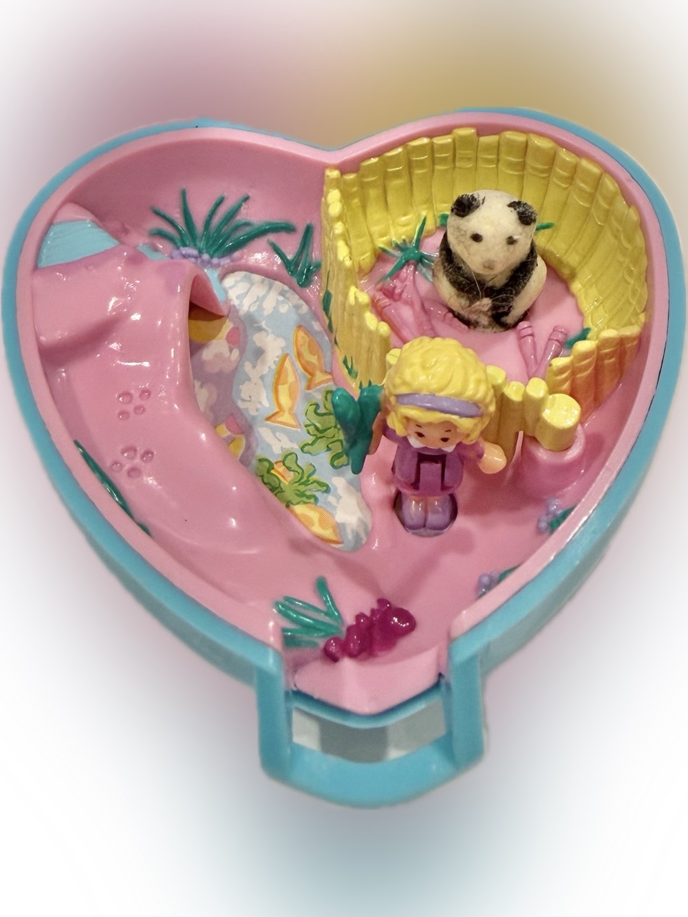 Vintage 1993 Polly Pocket Bluebird Toys Pretty Pandas Playset w/ Polly + 1 Panda - Picture 7 of 7